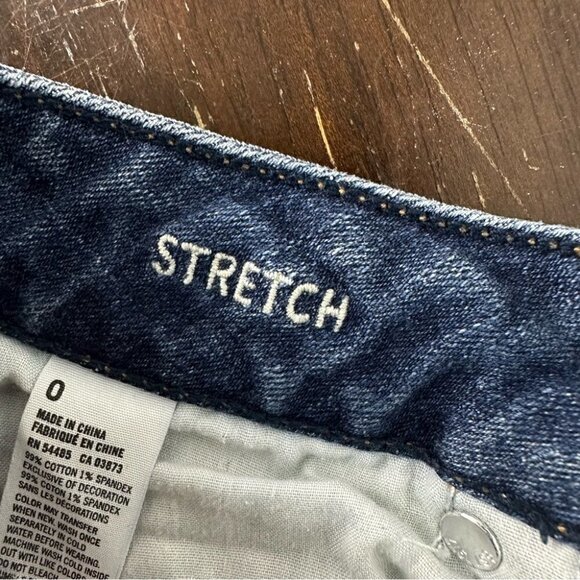 AMERICAN Eagle Stretch Floral Embroidered Jean Shorts 0 - Picture 5 of 5